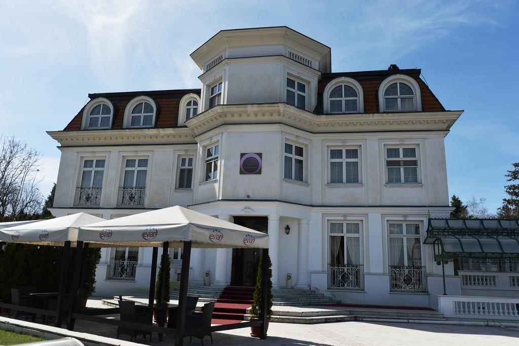 Villa Jelena Belgrado Buitenkant foto