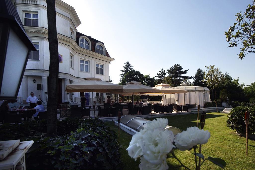 Villa Jelena Belgrado Buitenkant foto