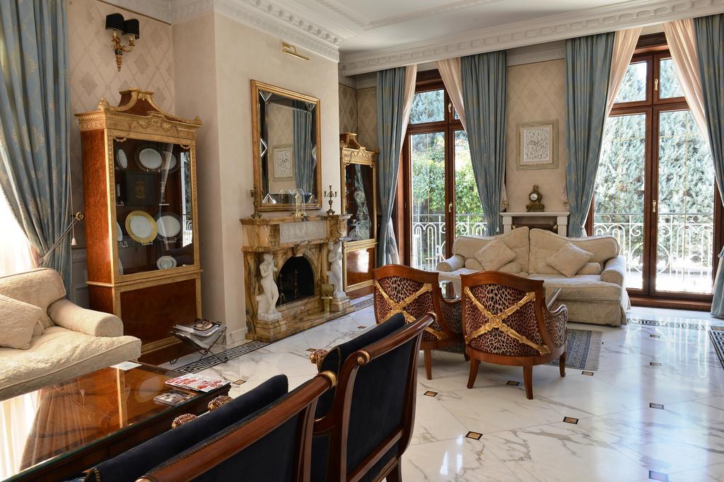 Villa Jelena Belgrado Buitenkant foto